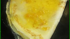 Crêpes au sirop de clémentines, flambées au rhum