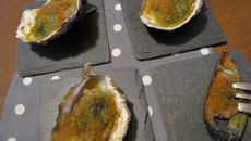 Huîtres gratinées au beurre de menthe