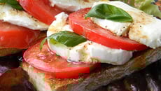 Bruschetta tomates mozzarella