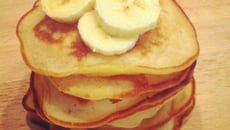 Pancakes à la banane tout dorés