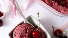 Glace à la cerise (sans sorbetière)