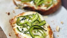 Bruschetta à la crème de parmesan Giovanni Ferrari