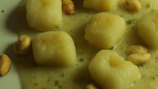 Gnocchis à l'italienne relevés à la noix de muscade