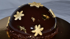 Mousse au chocolat et son insert de framboise