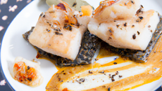 Dos de cabillaud à la tapenade