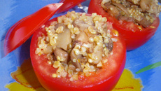 Tomates farcies au boulgour et champignons