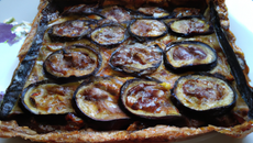 tarte à l'aubergine et aux pignons