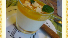 Panna cotta au lait de coco et gelée de mangue