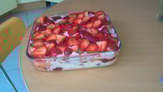 Tiramisu aux fraises et fruits rouges