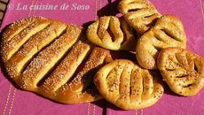 Fougasses et fougassettes, à la crème de nougat noir, crème de câlisson et fleur d'oranger