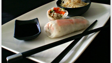 Rouleaux de printemps au surimi et sauce soja