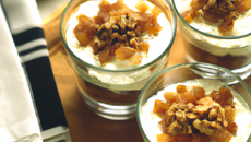 Verrines au chèvre et noix