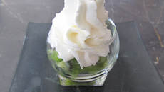 Kiwi et mousse au yaourt Grec