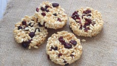 Galettes de riz soufflé, coco & cranberries