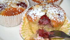 Muffins aux framboises et aux amandes