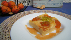 Clafoutis aux abricots caramélisés, amandes et fleur d'oranger