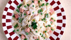 Pâtes au jambon cuit et aux petits pois