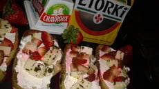 Crostinis d'Etorki, Chavroux fraise basilic