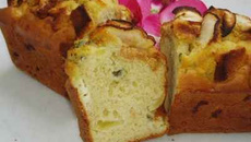 Cake au roquefort, pommes et pain d'épices