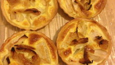 Mini Tartelette Oignons & Pommes Granny Smith