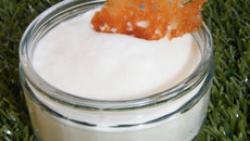 Mousse au citron et sa tuile citronnée