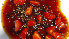 Compotée de fraises au poivre du Sichuan