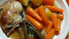 Emincé de dinde aux parfums du Calvados, accompagné de palets aux carottes de Créances