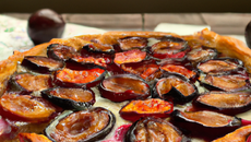 Tarte pêches pruneaux