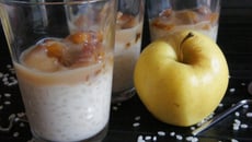 Riz au lait, pommes sautées et caramel au beurre salé