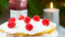 Victoria Sponge Cake à la Confiture