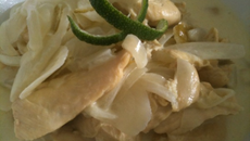 Émince de poulet au citron vert et au lait de coco