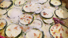 Gratin de courgettes oignons parmesan