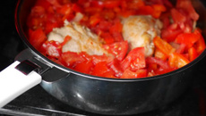 Poulet basquaise au four