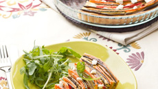 Tarte provençale en spirale 'Courgette, Aubergine, Poivron & Carotte'