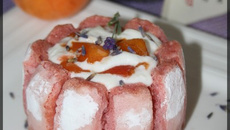 P'tites charlottes aux abricots, amandes et fleurs de lavande