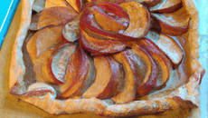 Tarte aux pommes légère à pâte feuilletée croustillante