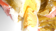 Œufs en gelée au saumon et aux asperges