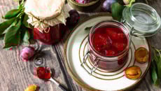 Prunes à l'eau de vie