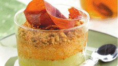 Crumble demi-sel aux poires et au Comté