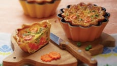 Quiche aux petits légumes et au Cantal Entre-Deux