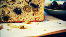 Cake aux olives et tapenade