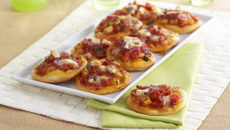 Mini pizzas courgette Brie