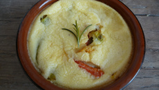 Clafoutis de poivron au chèvre et au romarin