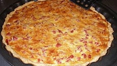 Quiche Lorraine au jambon et à la tomate séchée