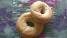 Pâte à bagels aux graines de pavot et sésame