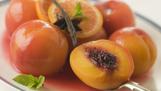 Pêches gratinées aux épices