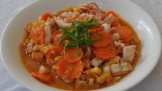 Encornets sauce aigre douce à l'ananas