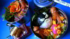 Bento de steak de thon germon mi-cuit mariné à l'estragon