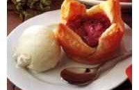 Feuilletés aux cerises et au fromage frais