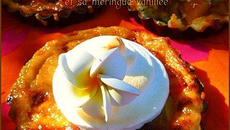 Tartelettes à l'ananas flambées au rhum et lait de coco